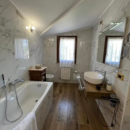 Bed and Breakfast L'albero Del Pepe Fiano Romano Esterno foto